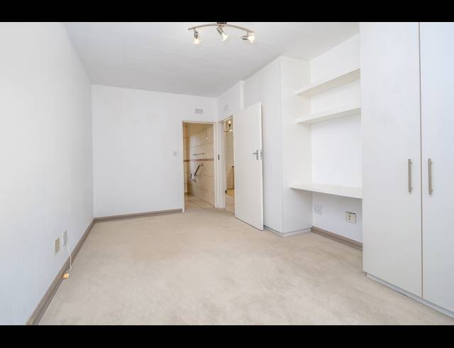 1 BEDROOM RETIREMENT UNIT FOR SALE IN BRYANSTON